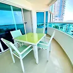 Elegante Apartamento En El Laguito