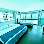Elegante Apartamento En El Laguito